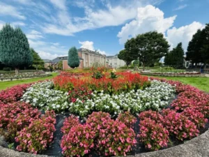 山形インフォメーション | 爽快な眺めにリラックス 山形県郷土館｢文翔館｣ 山形市