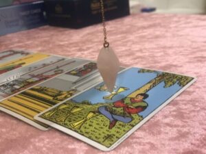 山形インフォメーション|珍しい マッサージ箇所は天然石ペンデュラムのダウジングで本格的に占う